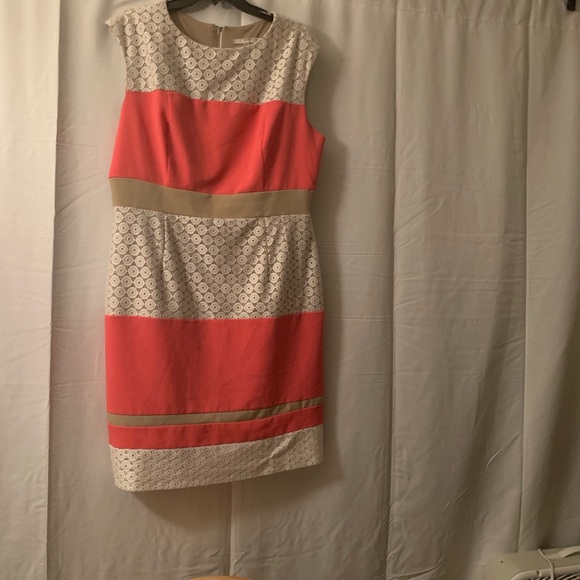 Dresses & Skirts - Curvy dress.